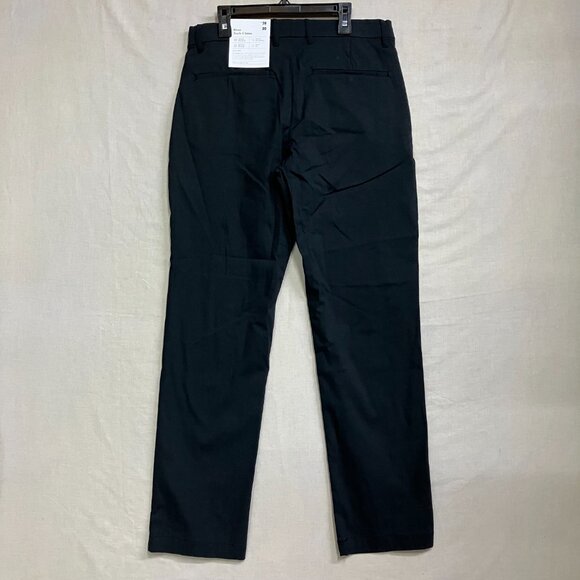 Goodfellow & Co Men's Black Skinny Fit Mid Rise Pocket Hennepin Tech Chino Pants - Picture 13 of 16